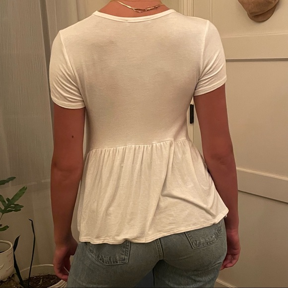 Soft flowy peplum tee - Picture 3 of 3